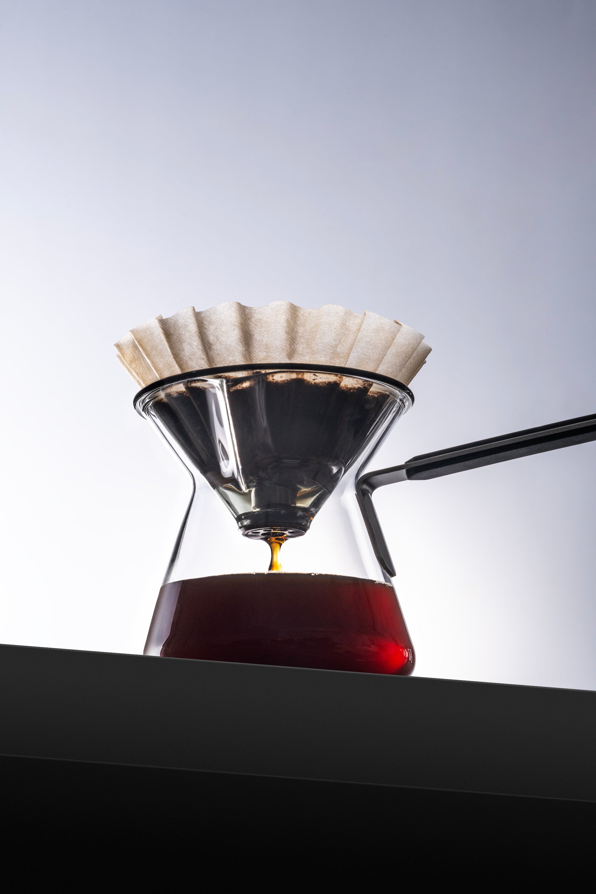 CHIVALROUS MAGNETIC SUCTION TEAPOT